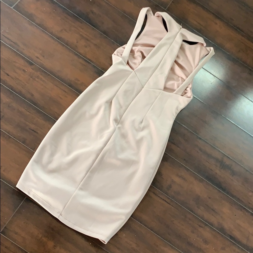 Dress - Picture 3 of 3